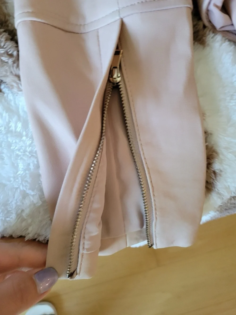 bebe Ivory/blush pink Long Sleeve Leather Zip Jacket. Sz M